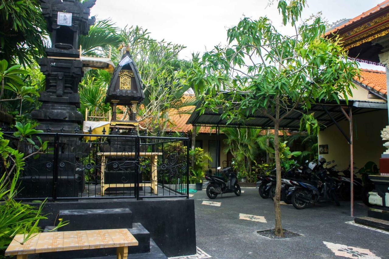 Putu Guest House ชังกู ภายนอก รูปภาพ